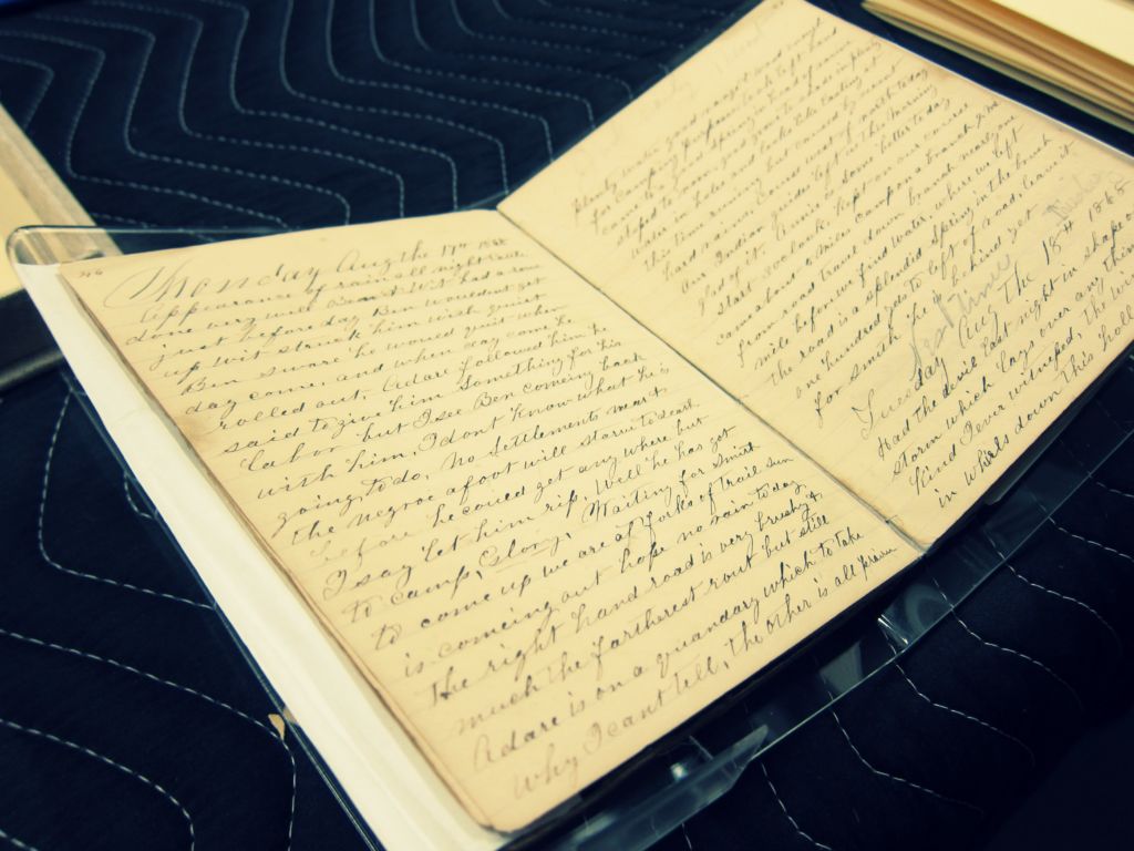 Antique Diaries and Handwritten Journals Online