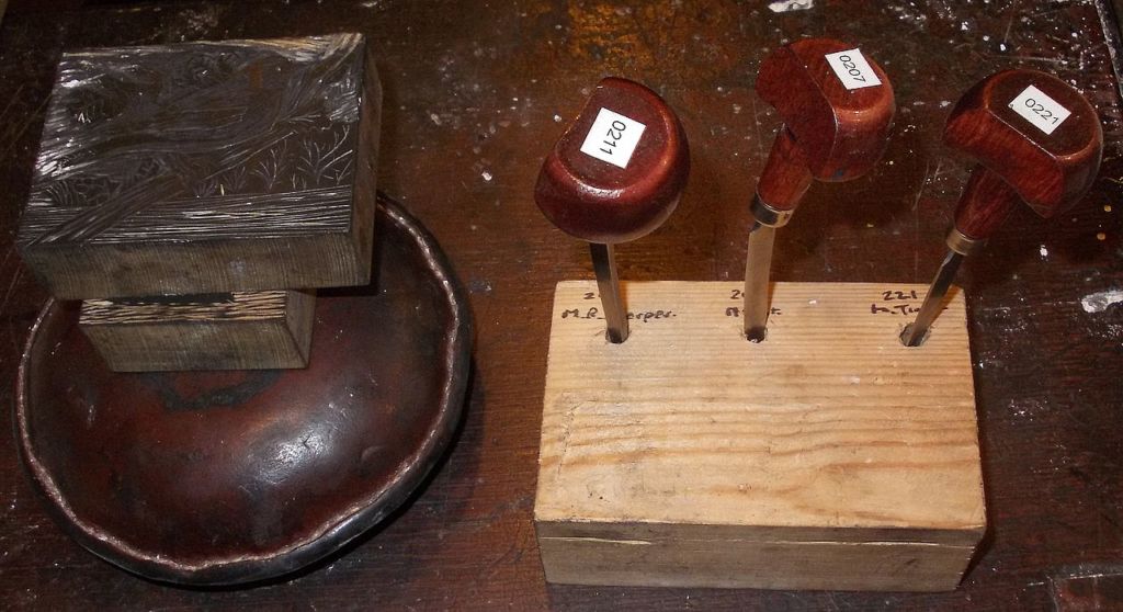 Wood engraving tools